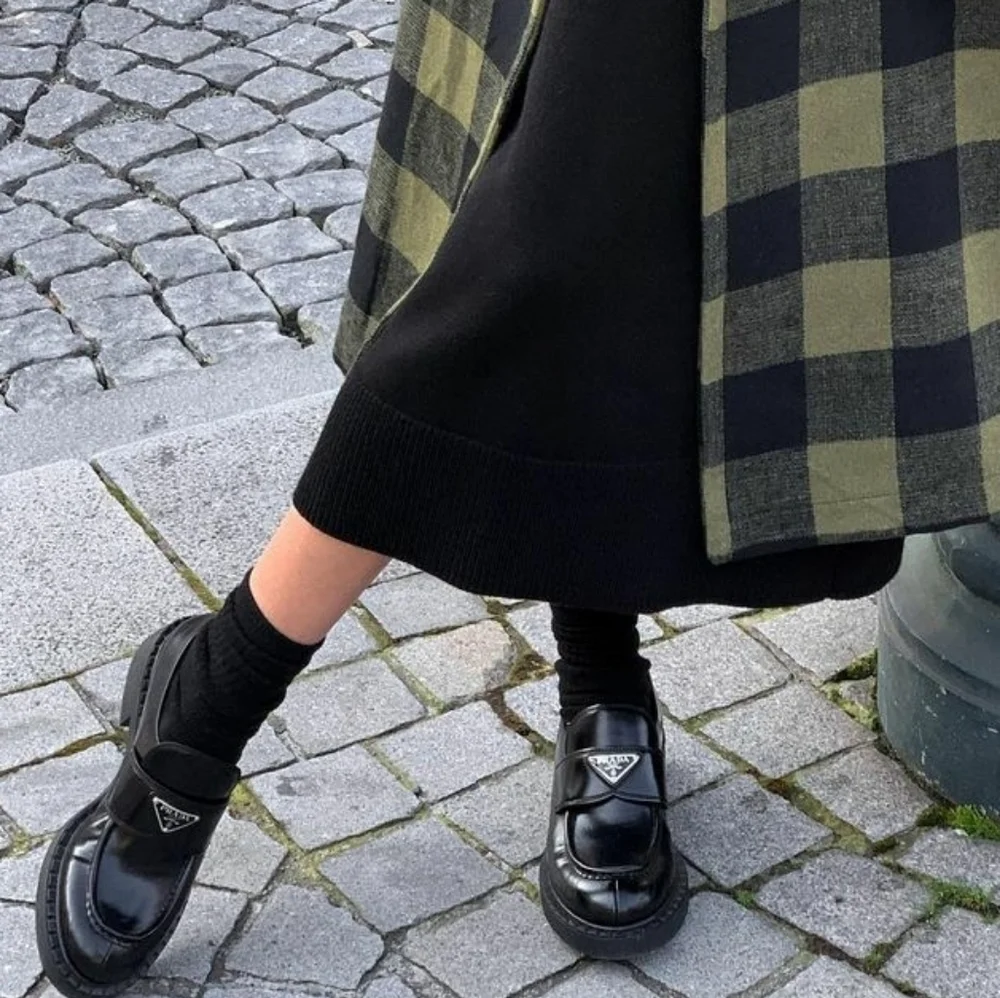 Prada Spazzolato Chunky Black Loafer - Picture 8 of 10